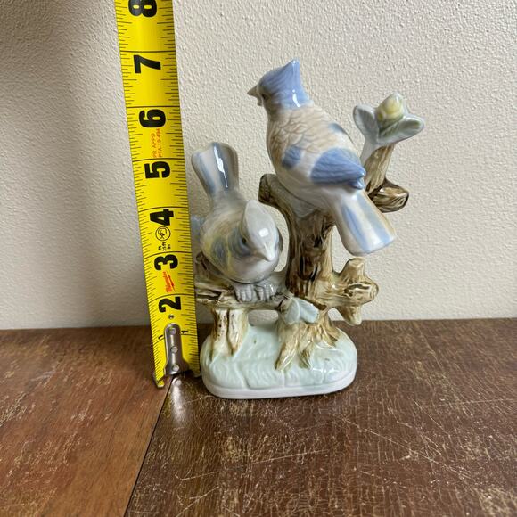 Vintage 7" Artmark Taiwan Porcelain‎ Glazed Pair Blue Jays Perched Figurine - Picture 6 of 6